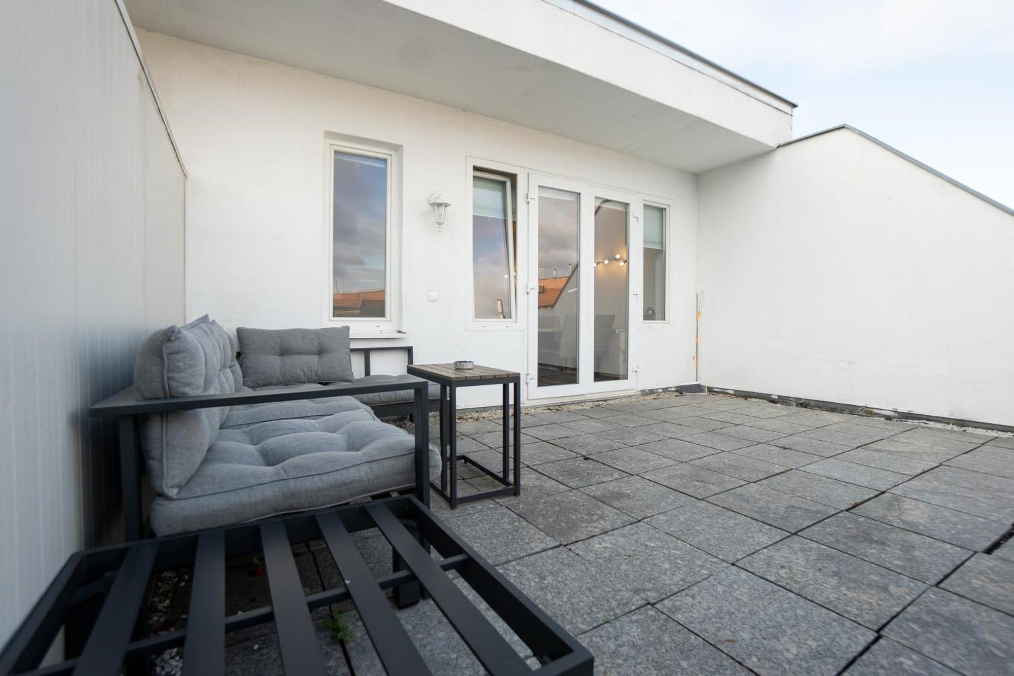 Apartment With A Private Terrace Located Right Near Belvedere Castle, 15 Minutes Away From Stephansdom Vienne Extérieur photo
