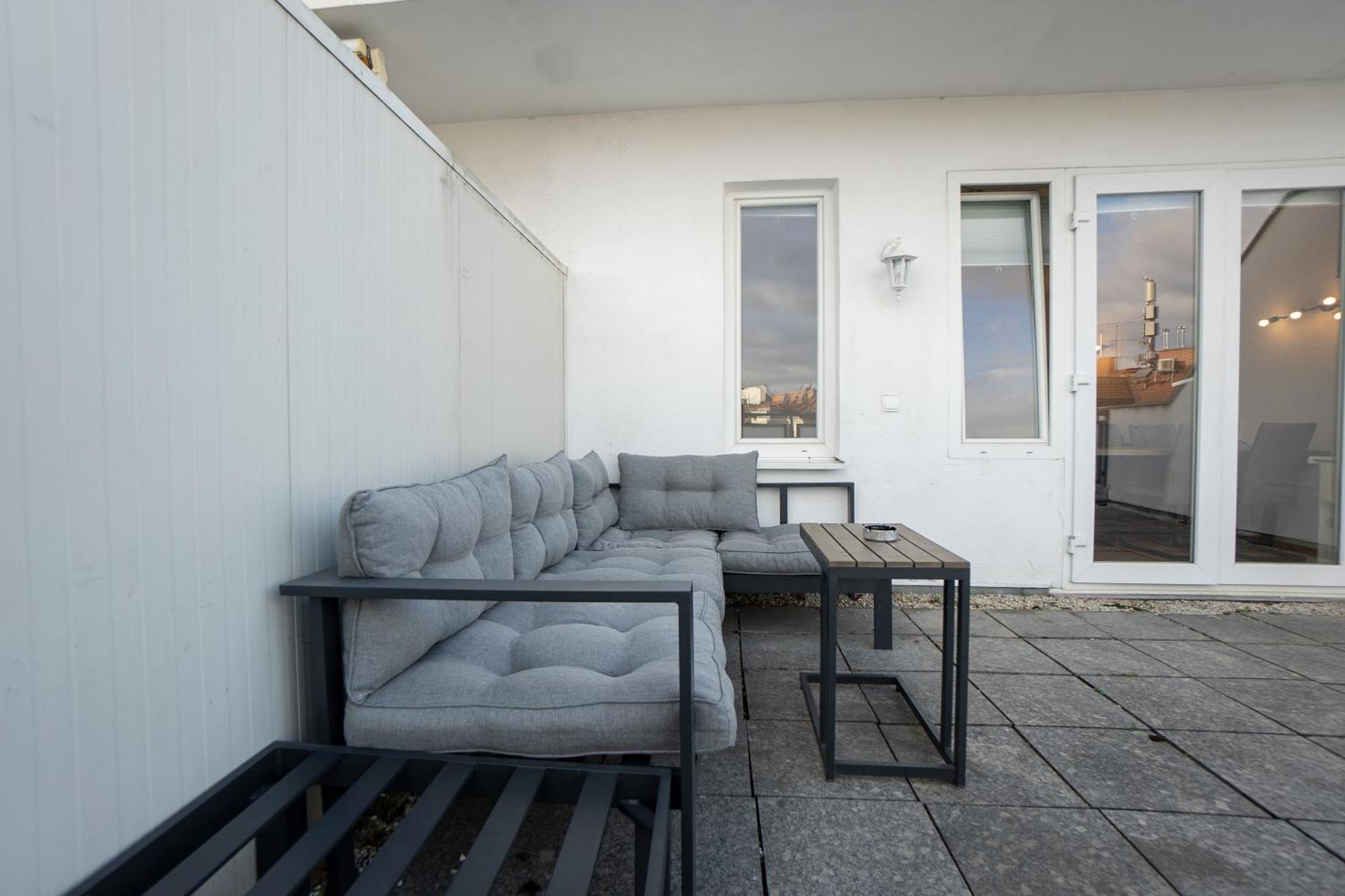 Apartment With A Private Terrace Located Right Near Belvedere Castle, 15 Minutes Away From Stephansdom Vienne Extérieur photo